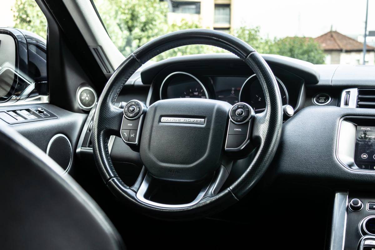 land-rover-range-rover-sport-2017-diesel-1999cc