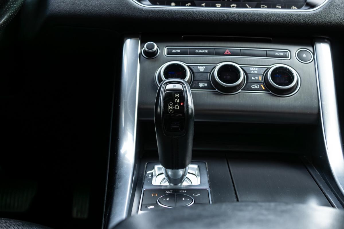 land-rover-range-rover-sport-2017-diesel-1999cc