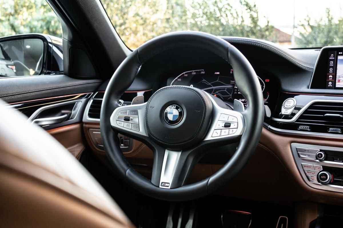 bmw-serie-7-2020-diesel-2993cc