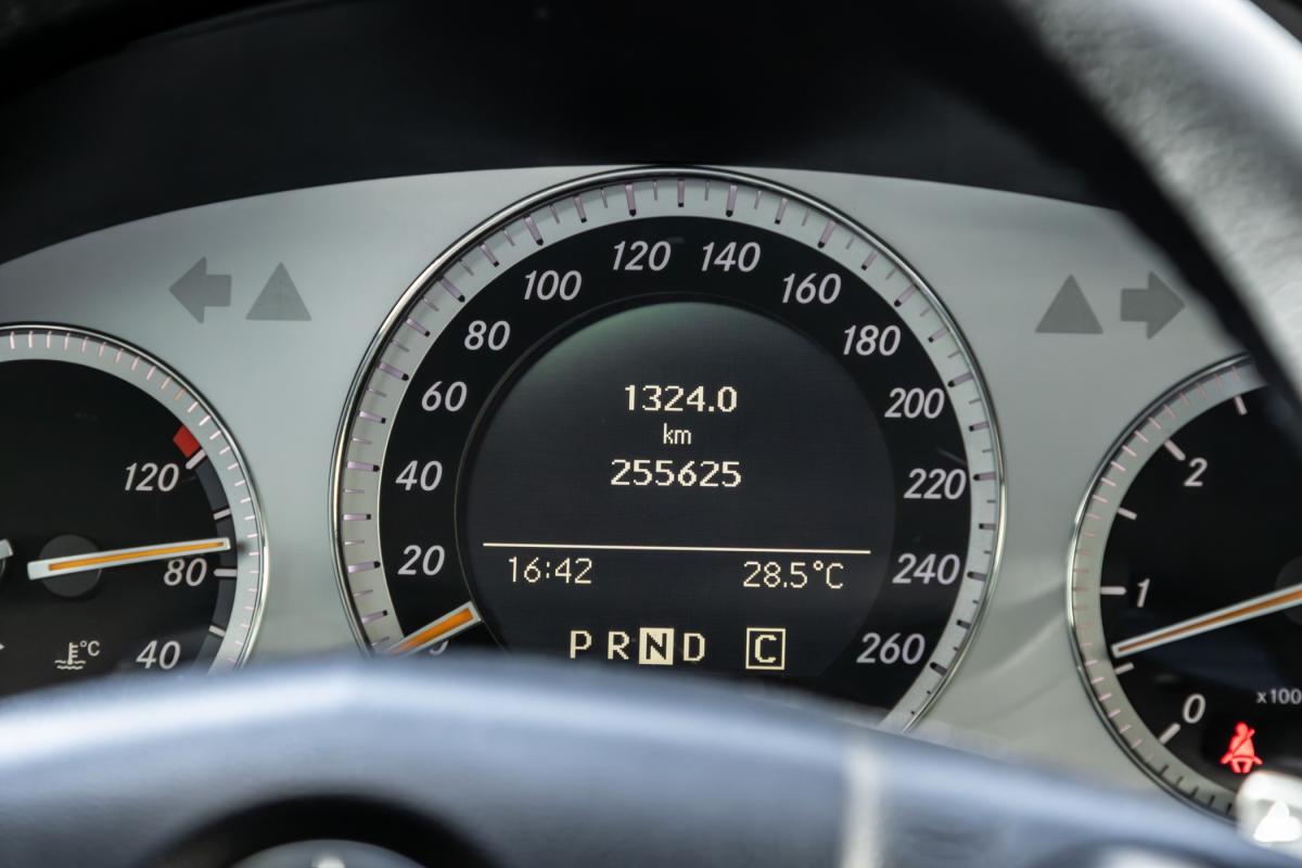 mercedes-benz-classe-c-2007-diesel-2987cc