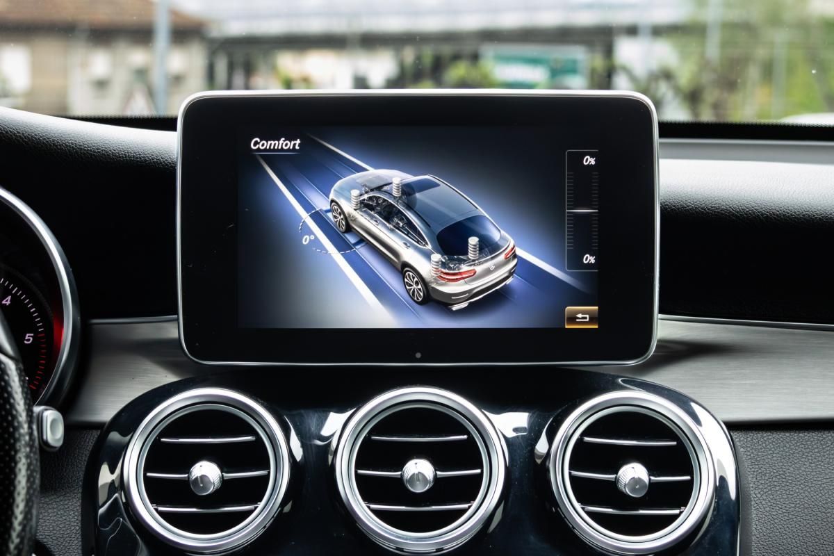 mercedes-benz-glc-2018-diesel-2143cc