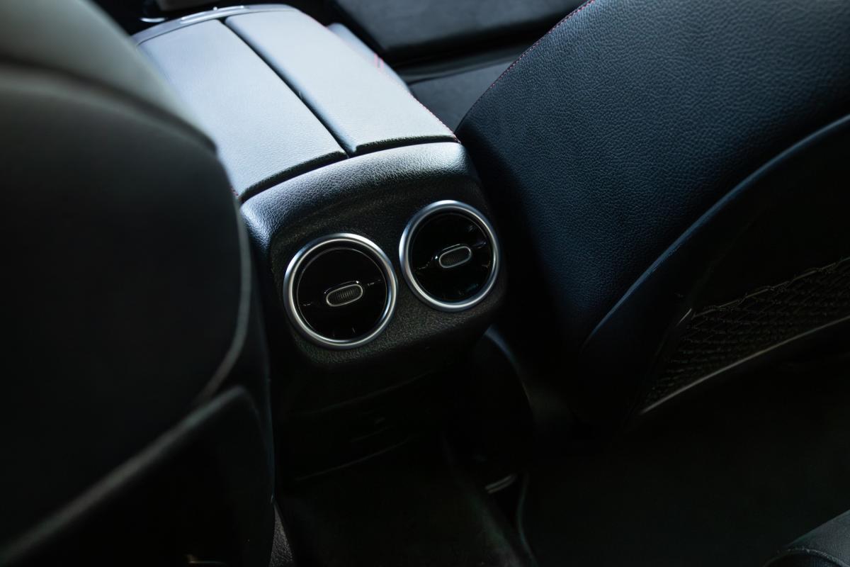 mercedes-benz-classe-a-2021-hibrido-a-gasolina-1332cc