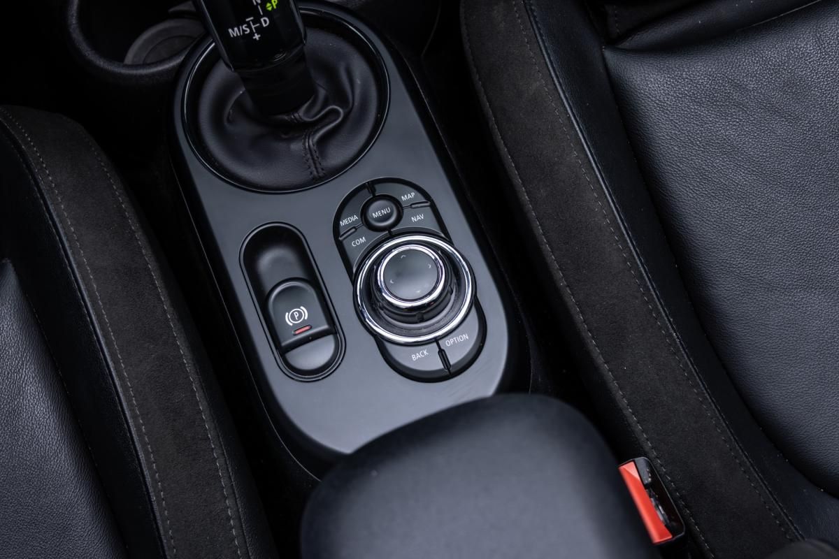 mini-cabrio-2022-gasolina-1998cc