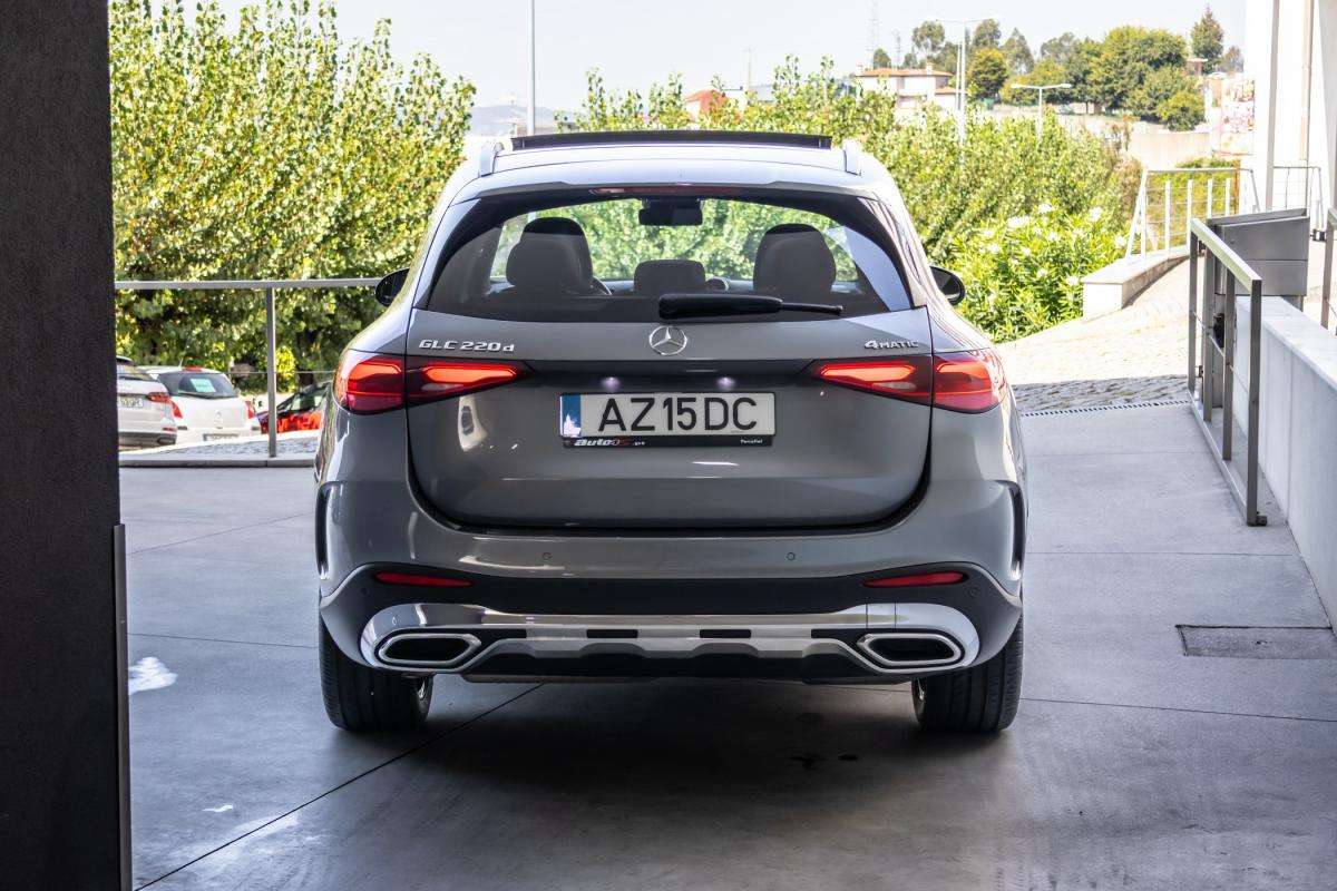 mercedes-benz-glc-2023-diesel-1993cc