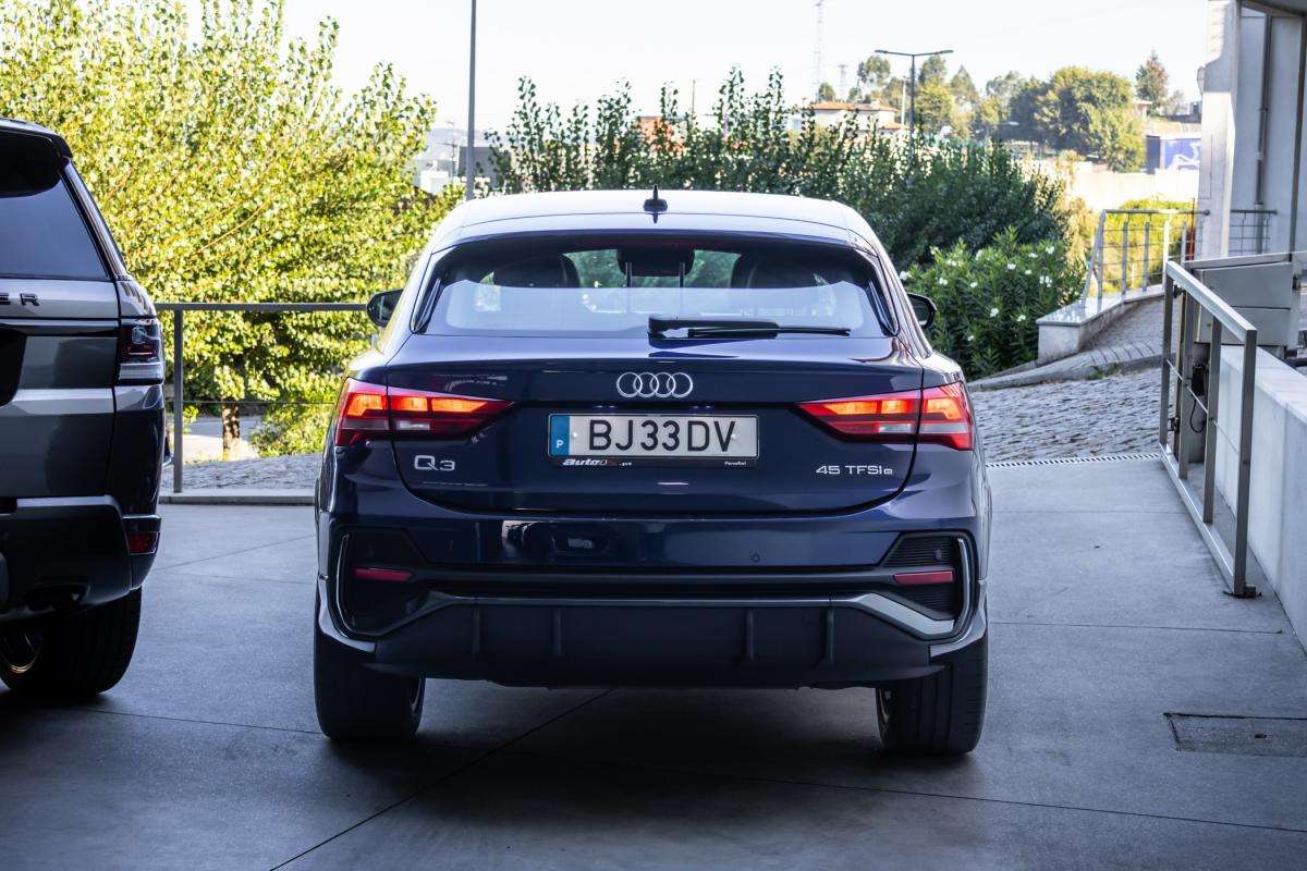 audi-q3-2024-hibrido-a-gasolina-1395cc