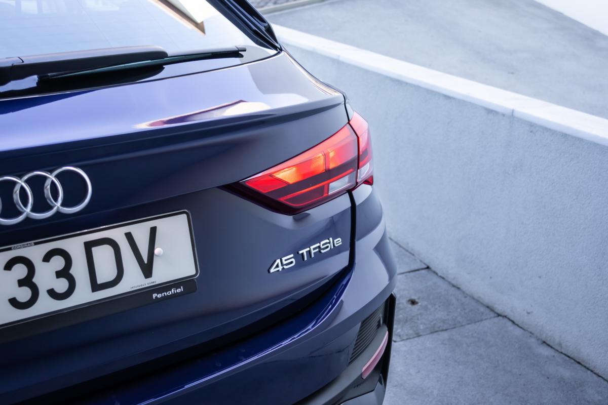 audi-q3-2024-hibrido-a-gasolina-1395cc