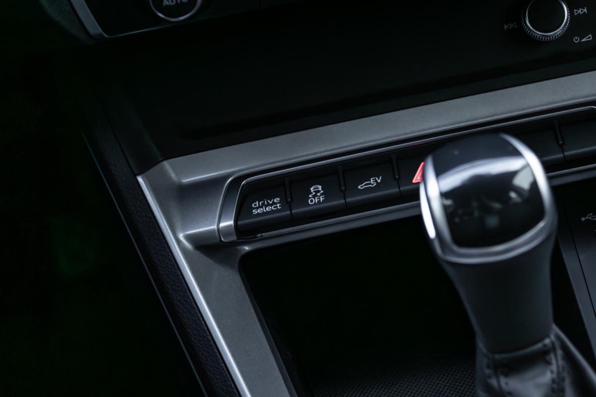 audi-q3-2024-hibrido-a-gasolina-1395cc