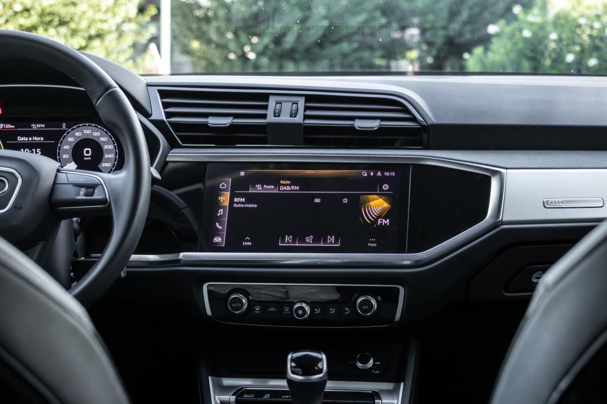 audi-q3-2024-hibrido-a-gasolina-1395cc