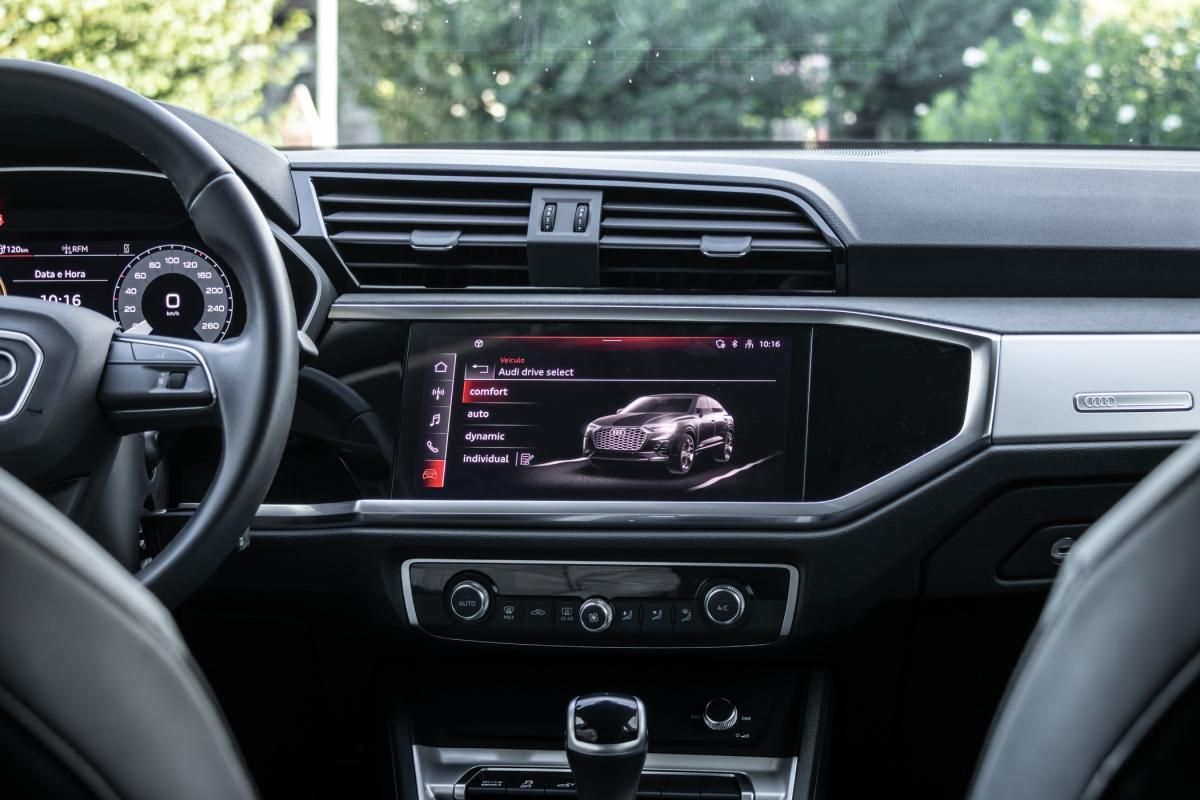 audi-q3-2024-hibrido-a-gasolina-1395cc