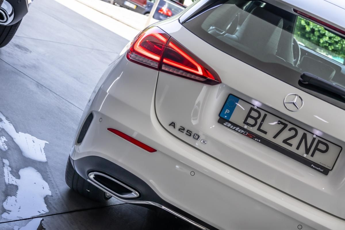 mercedes-benz-classe-a-2021-hibrido-a-gasolina-1332cc