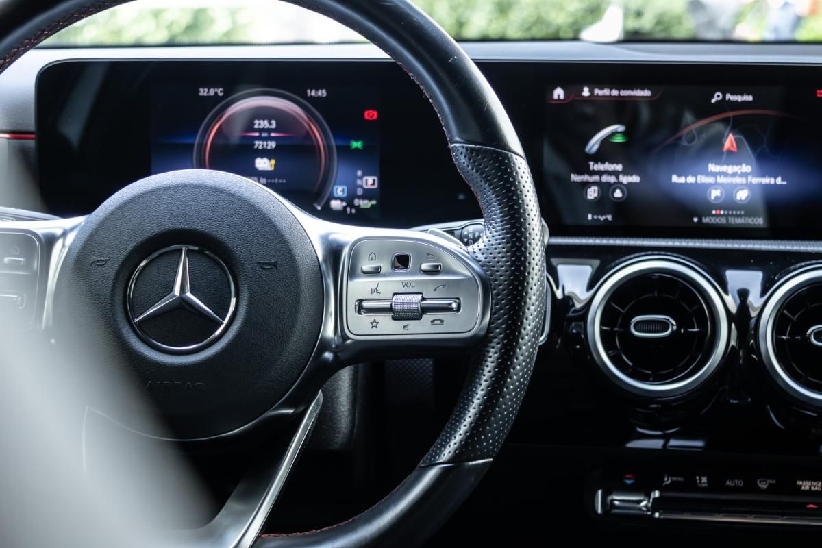 mercedes-benz-classe-a-2021-hibrido-a-gasolina-1332cc
