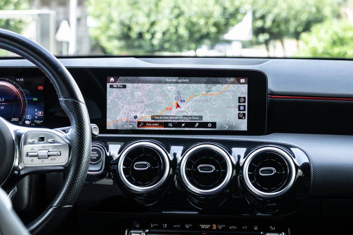 mercedes-benz-classe-a-2021-hibrido-a-gasolina-1332cc