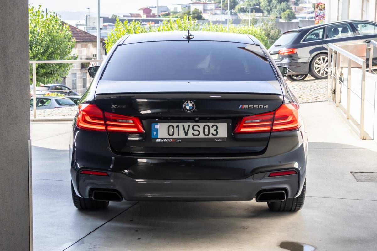 bmw-serie-5-2018-diesel-2993cc