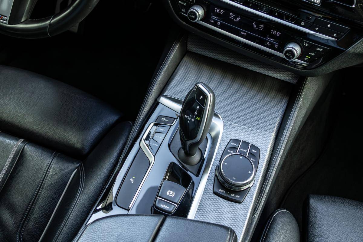 bmw-serie-5-2018-diesel-2993cc