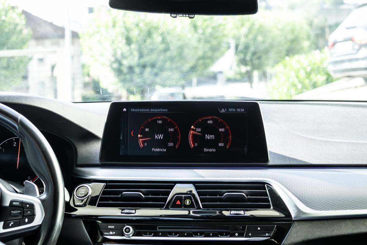 bmw-serie-5-2018-diesel-2993cc