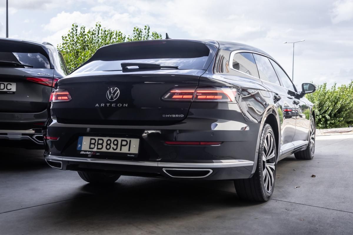 volkswagen-arteon-2023-hibrido-a-gasolina-1395cc