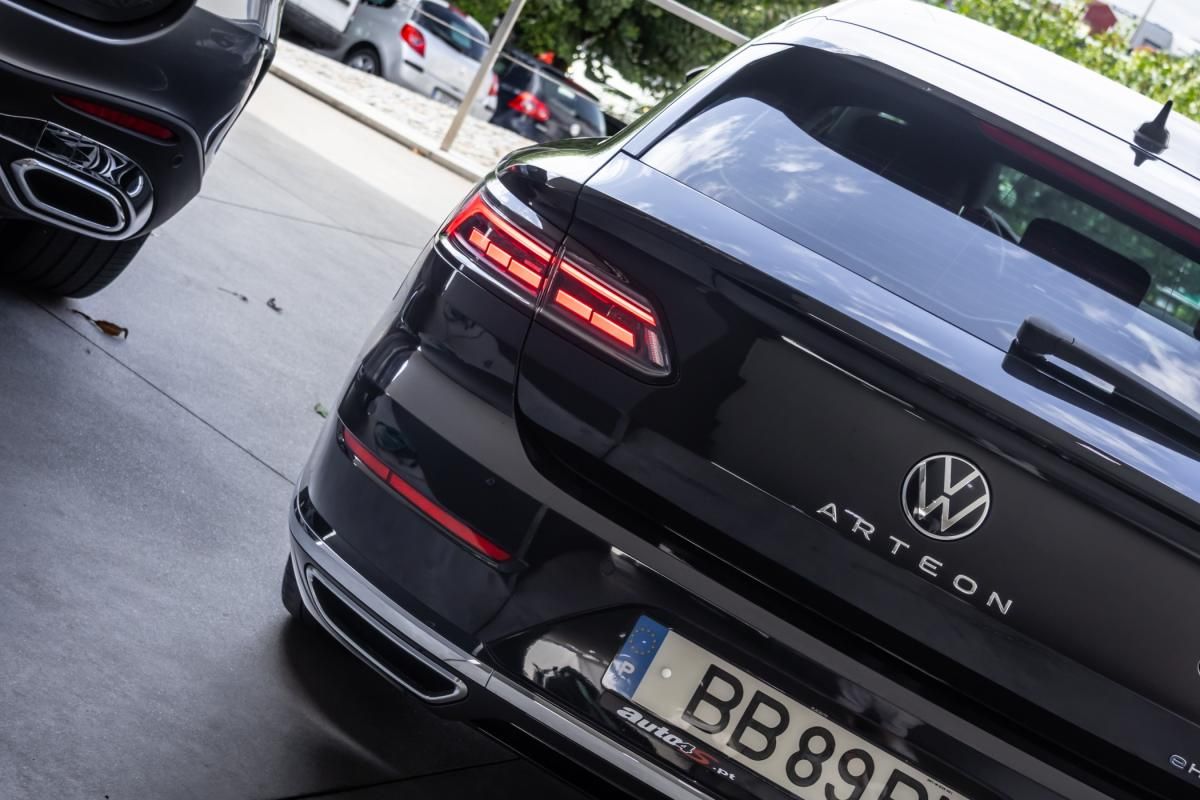 volkswagen-arteon-2023-hibrido-a-gasolina-1395cc