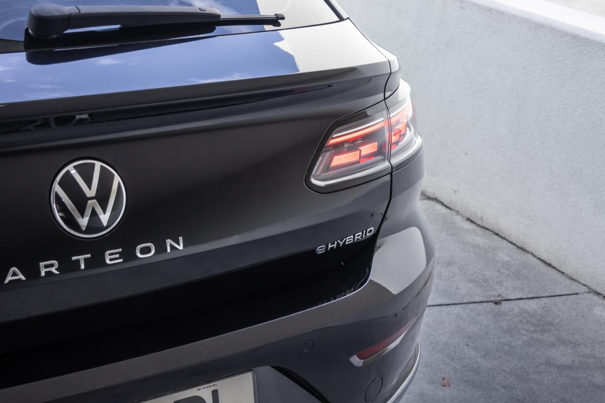 volkswagen-arteon-2023-hibrido-a-gasolina-1395cc