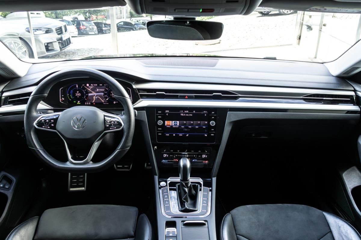 volkswagen-arteon-2023-hibrido-a-gasolina-1395cc
