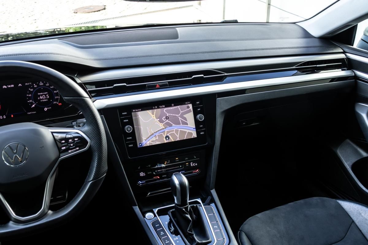 volkswagen-arteon-2023-hibrido-a-gasolina-1395cc