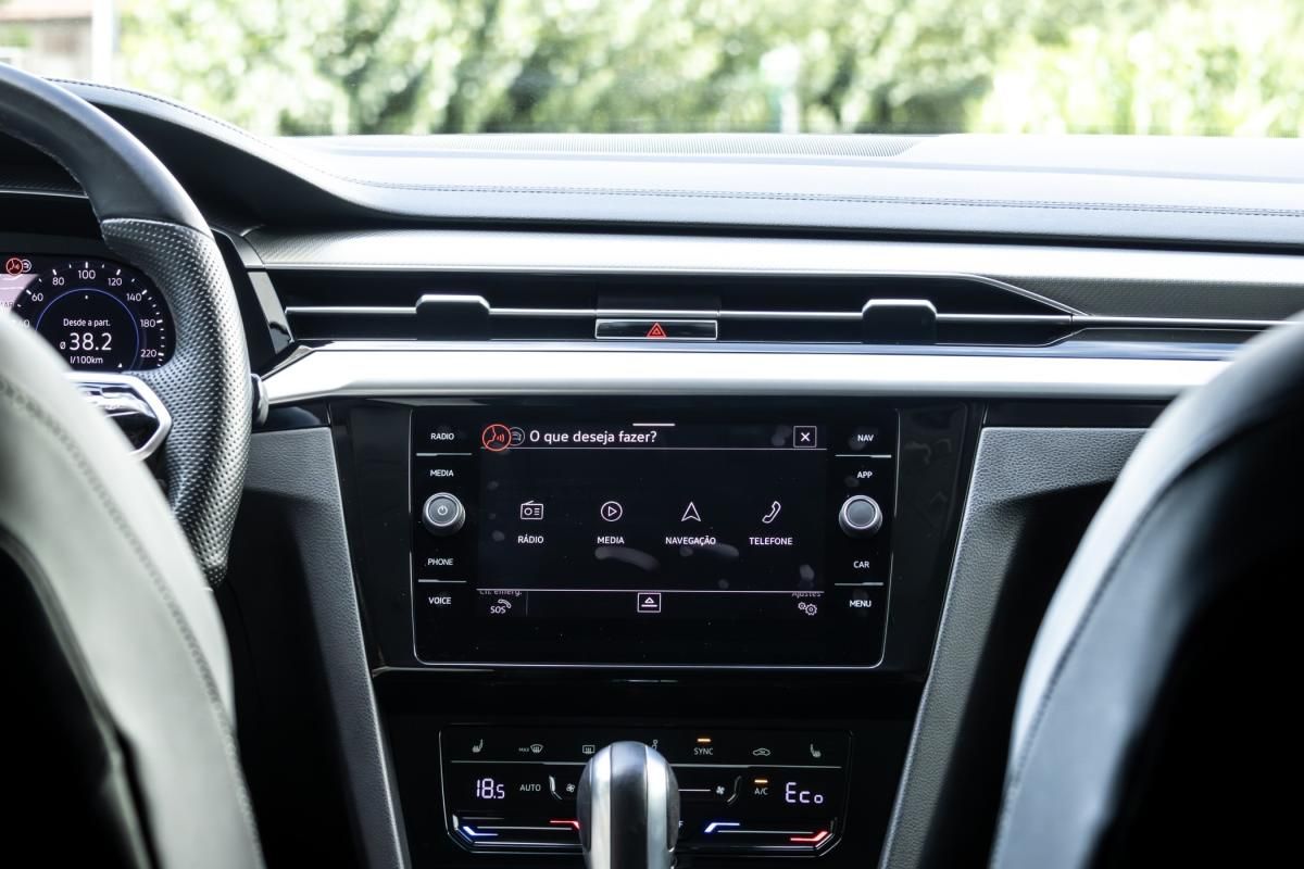 volkswagen-arteon-2023-hibrido-a-gasolina-1395cc