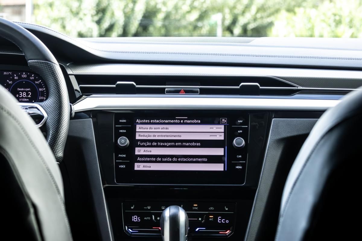 volkswagen-arteon-2023-hibrido-a-gasolina-1395cc