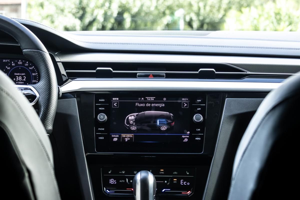 volkswagen-arteon-2023-hibrido-a-gasolina-1395cc