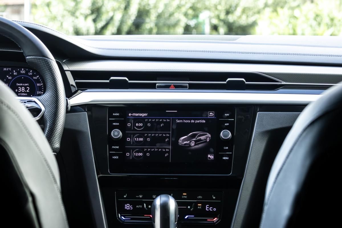 volkswagen-arteon-2023-hibrido-a-gasolina-1395cc