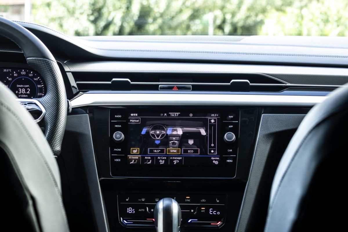 volkswagen-arteon-2023-hibrido-a-gasolina-1395cc