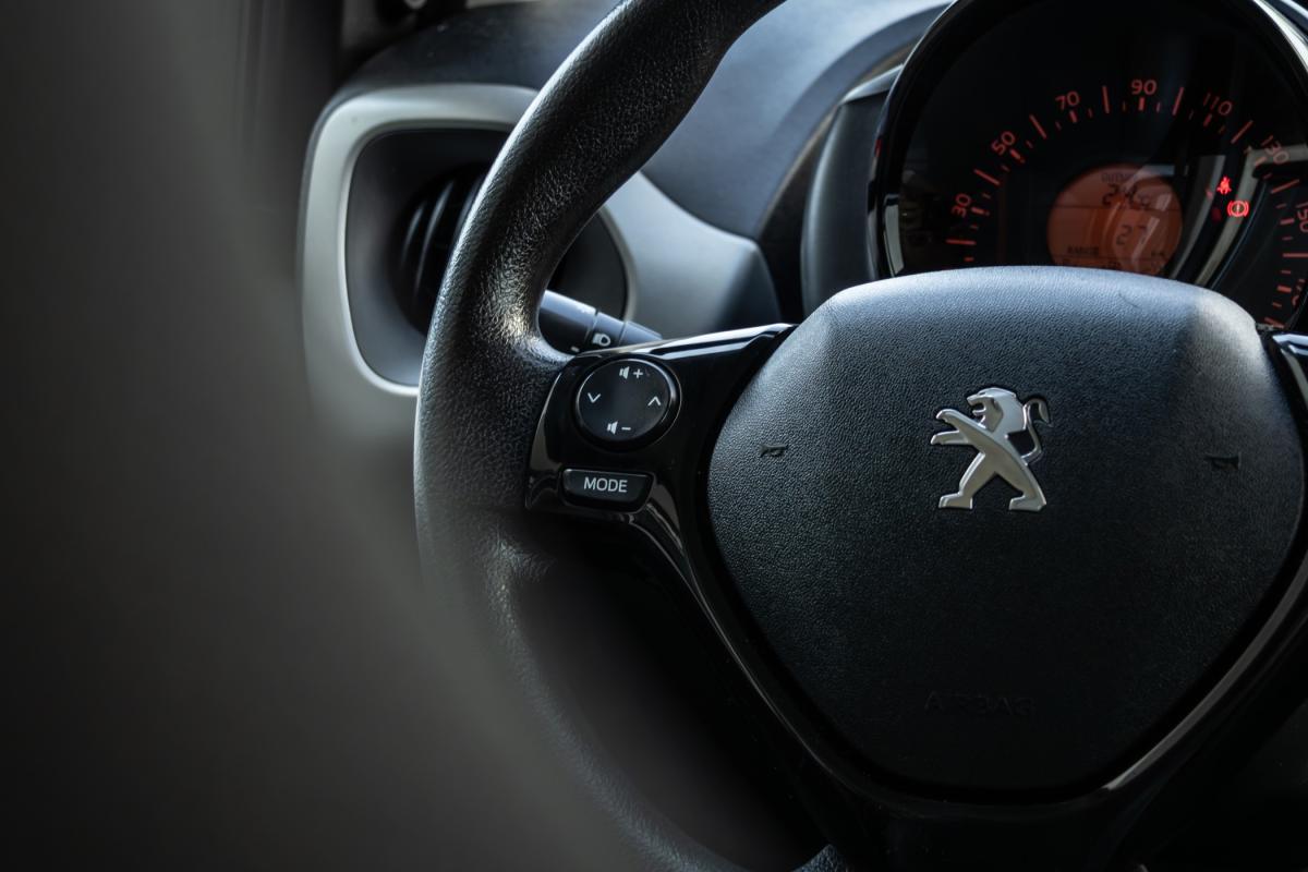 peugeot-108-2016-gasolina-998cc