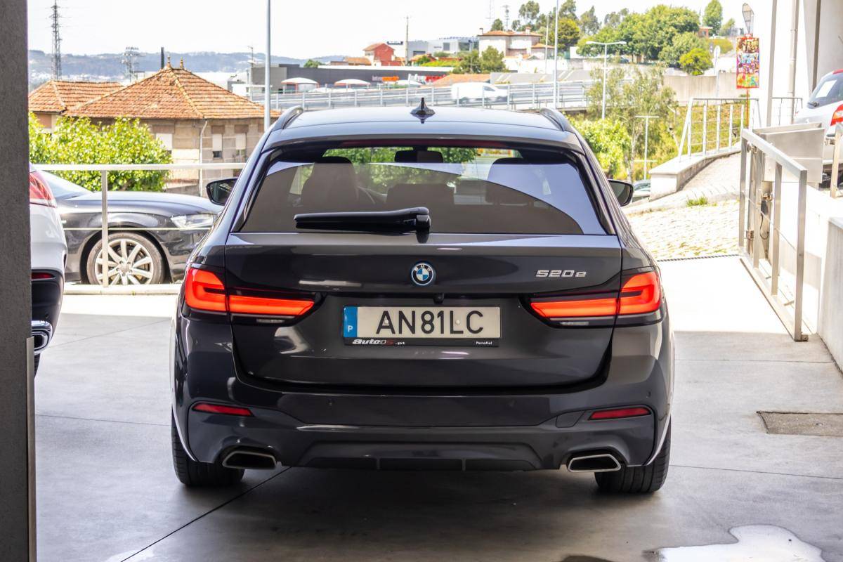 bmw-serie-5-2022-hibrido-a-gasolina-1998cc