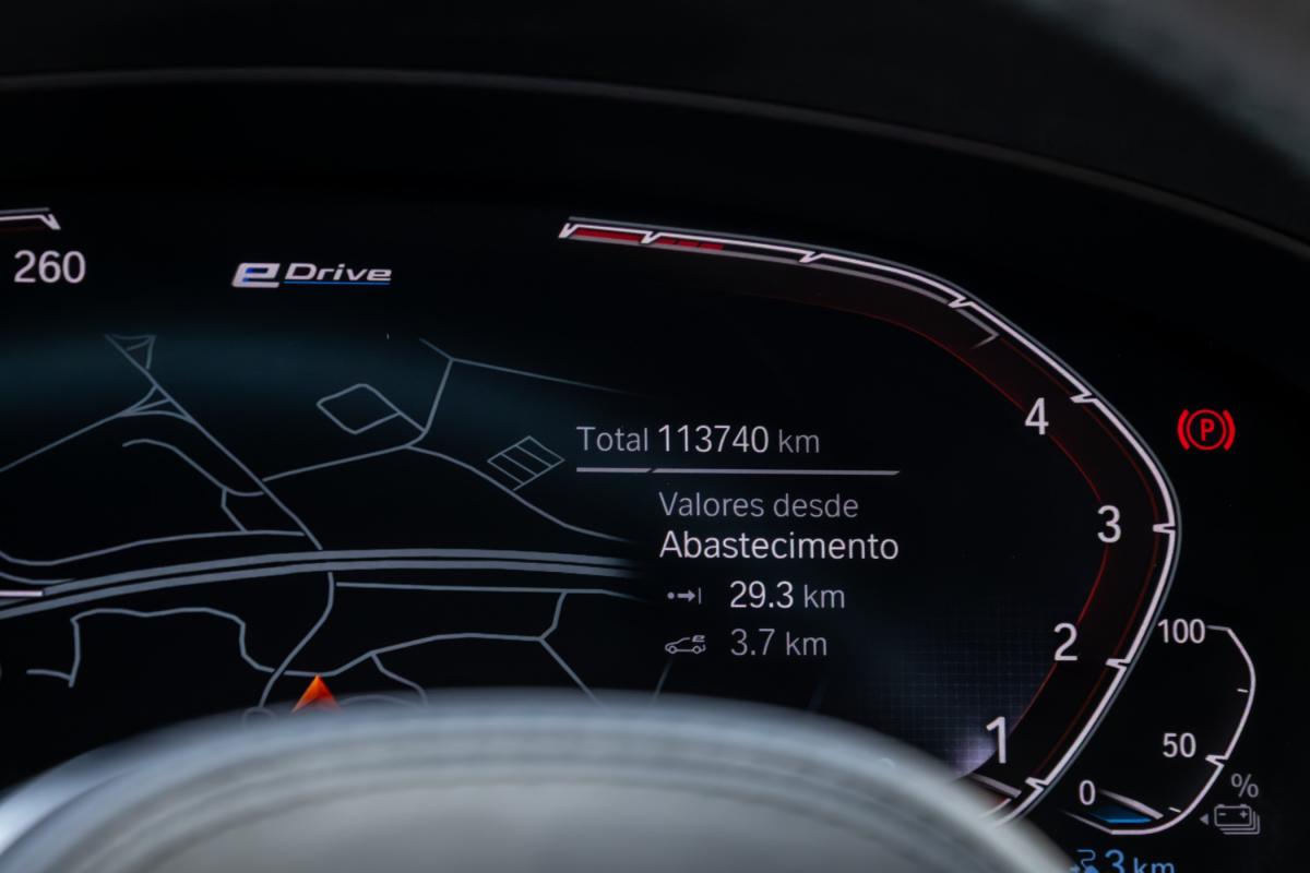 bmw-serie-5-2022-hibrido-a-gasolina-1998cc