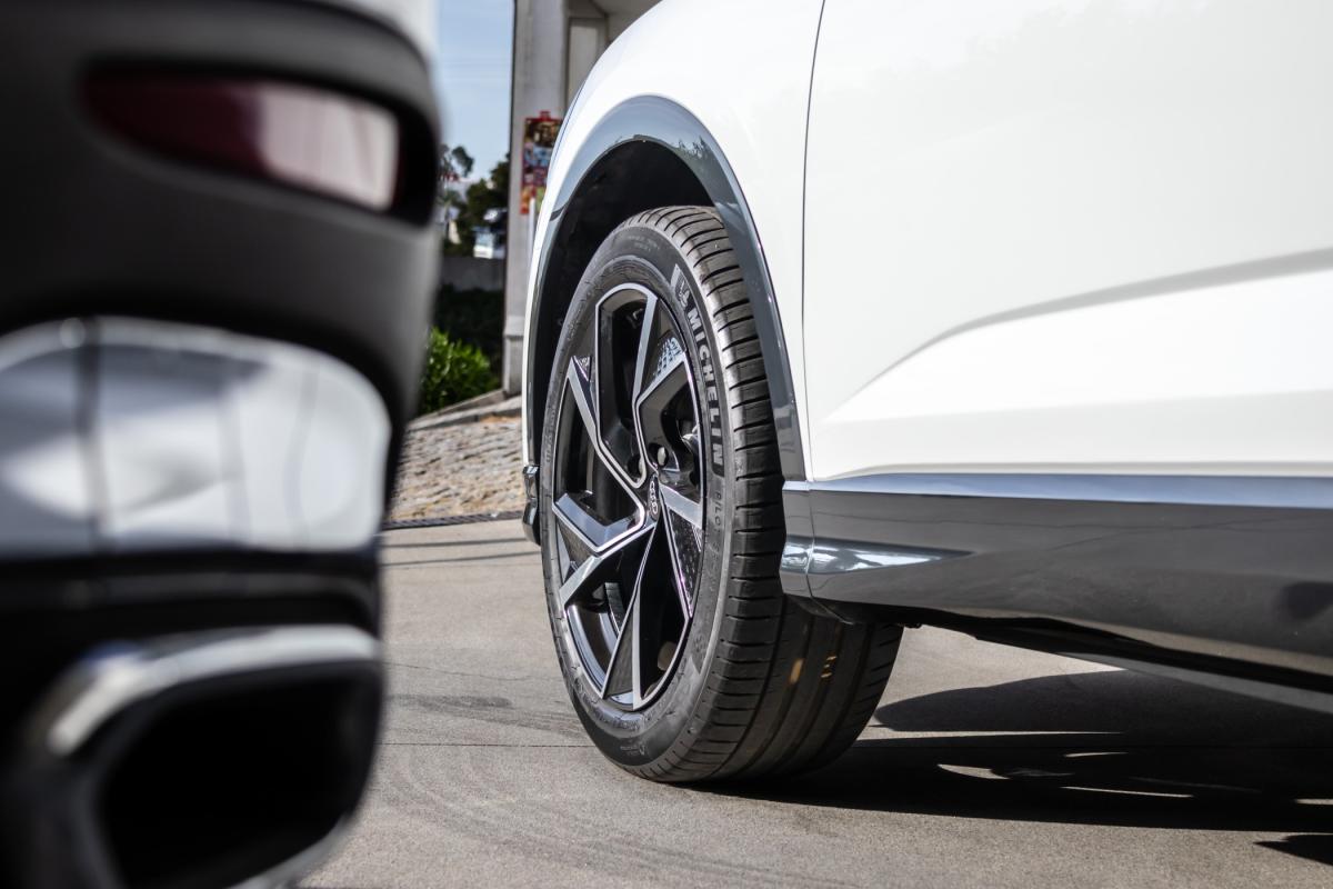 audi-q3-2023-diesel-1968cc