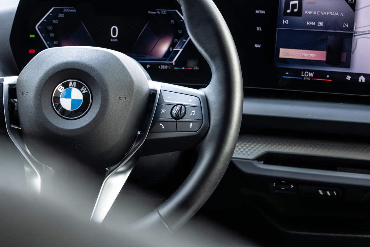 bmw-serie-1-2025-gasolina-1499cc