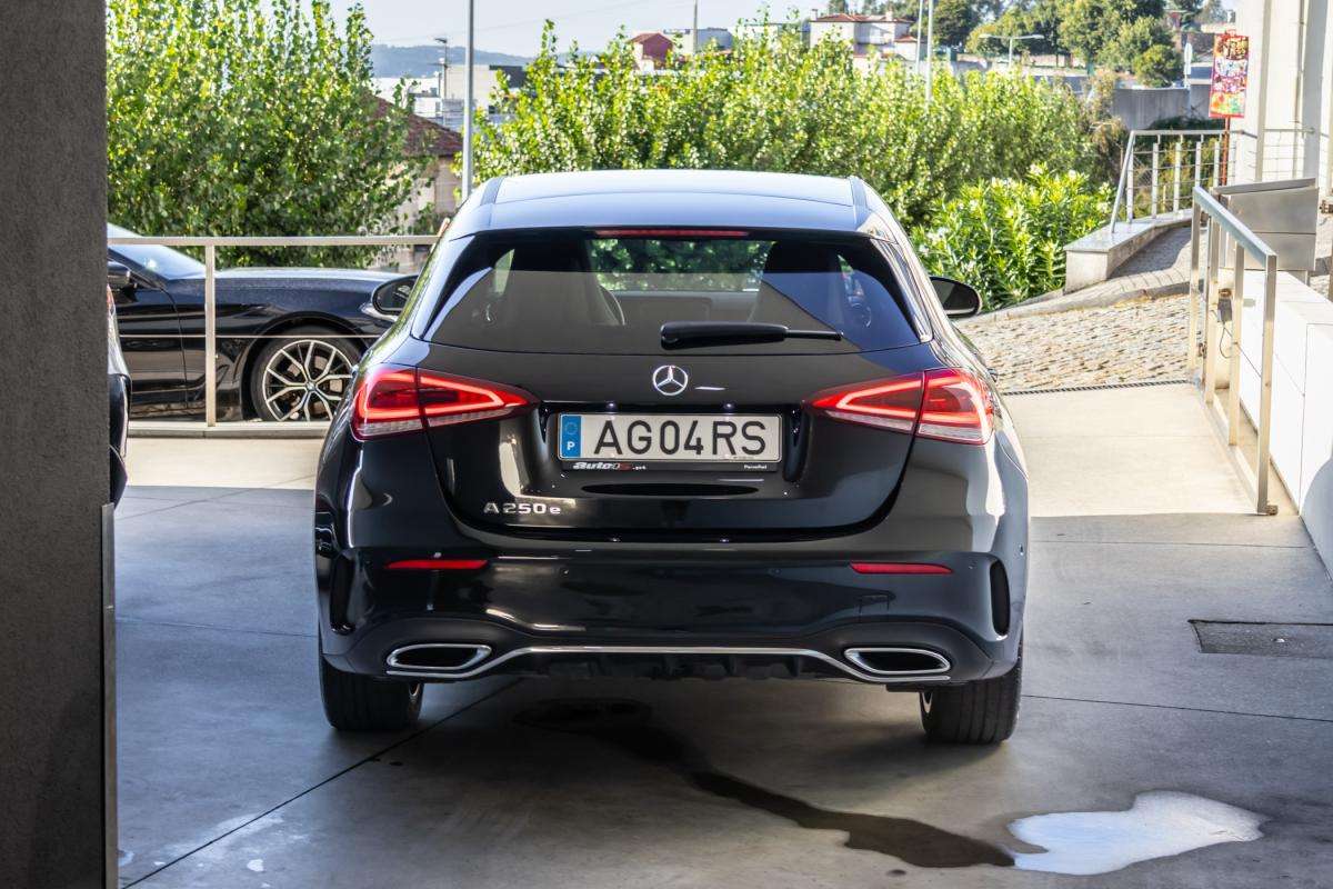 mercedes-benz-classe-a-2021-hibrido-a-gasolina-1332cc