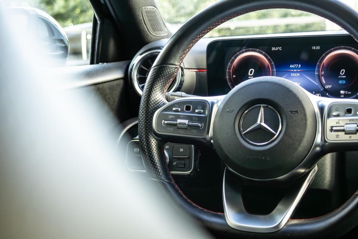 mercedes-benz-classe-a-2021-hibrido-a-gasolina-1332cc