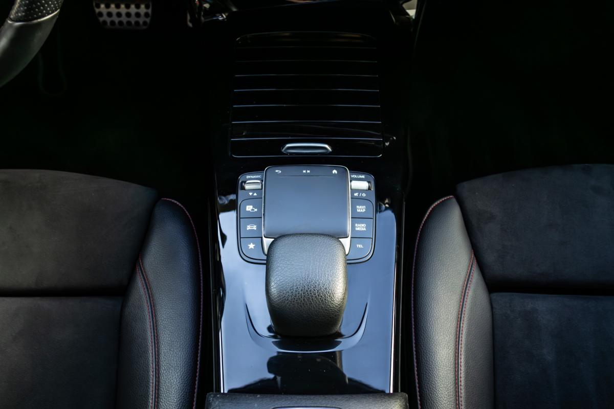 mercedes-benz-classe-a-2021-hibrido-a-gasolina-1332cc