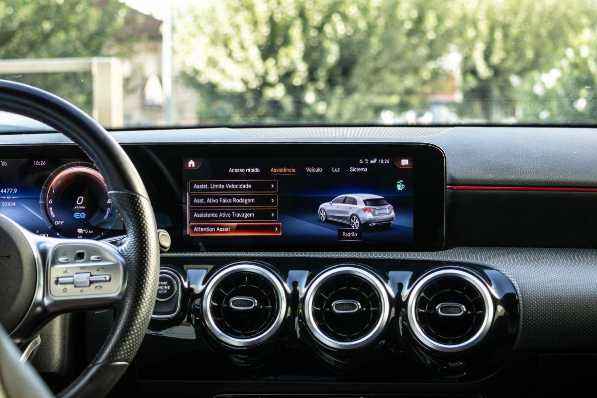 mercedes-benz-classe-a-2021-hibrido-a-gasolina-1332cc