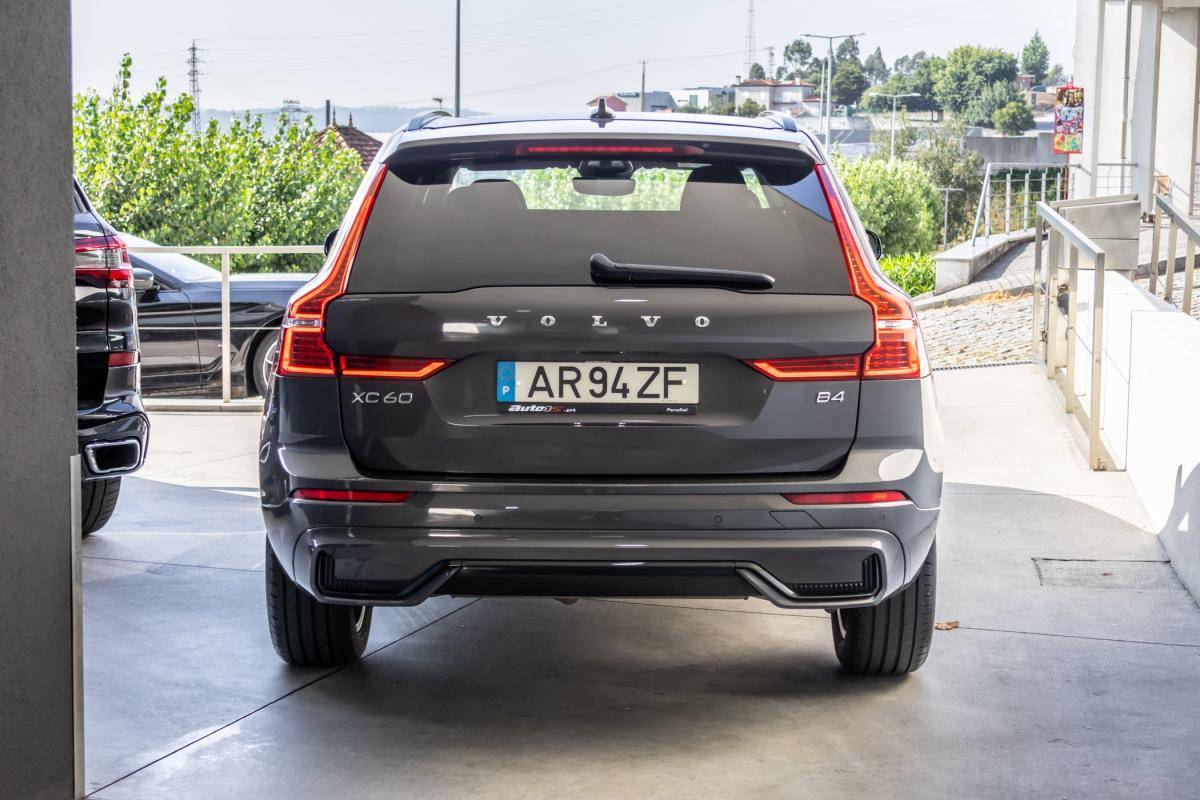 volvo-xc60-2022-diesel-1969cc