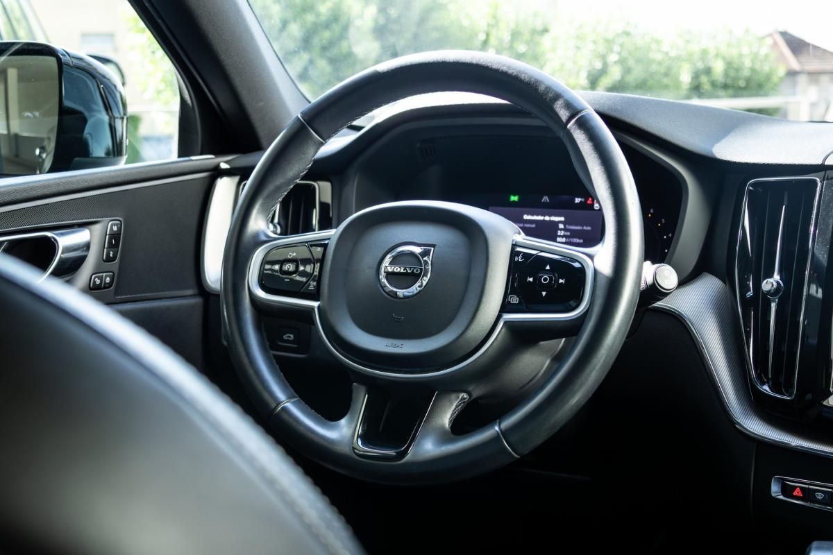 volvo-xc60-2022-diesel-1969cc