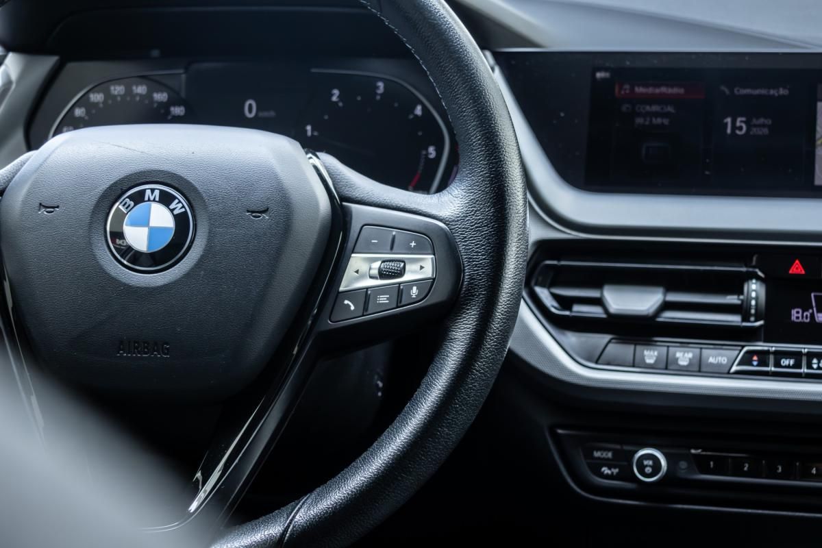 bmw-serie-1-2019-diesel-1496cc