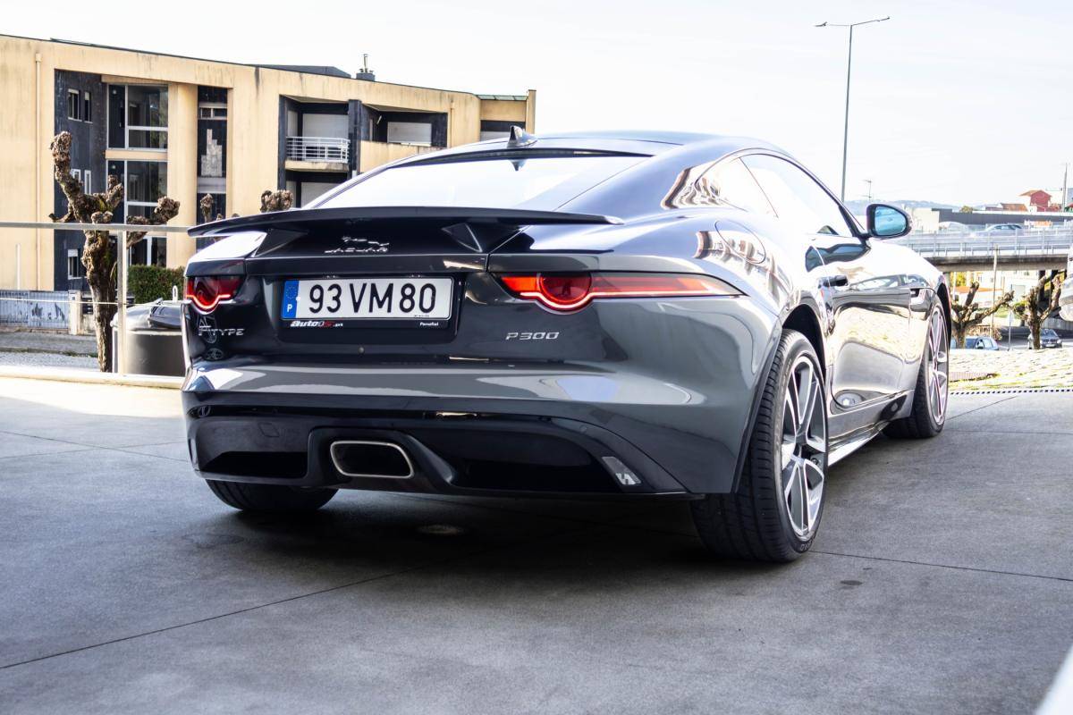 jaguar-f-type-2018-gasolina-1997cc