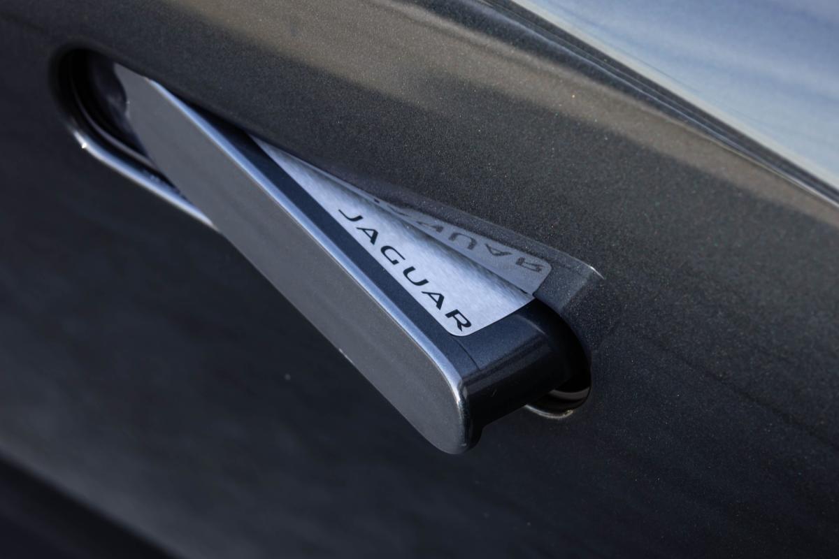 jaguar-f-type-2018-gasolina-1997cc