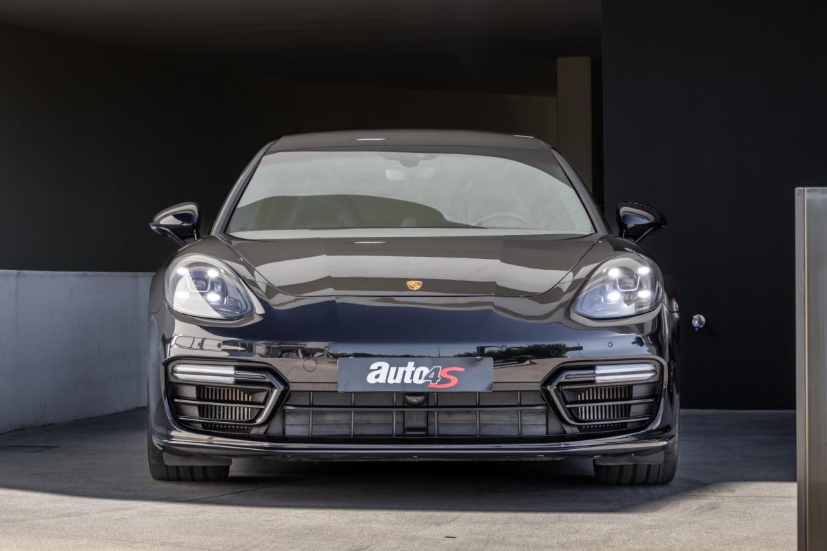 porsche-panamera-2021-hibrido-a-gasolina-2894cc