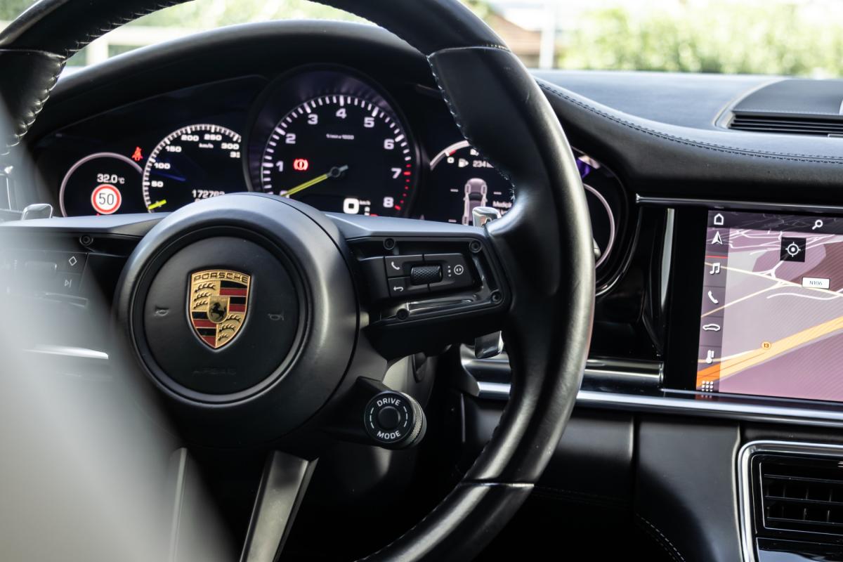 porsche-panamera-2021-hibrido-a-gasolina-2894cc