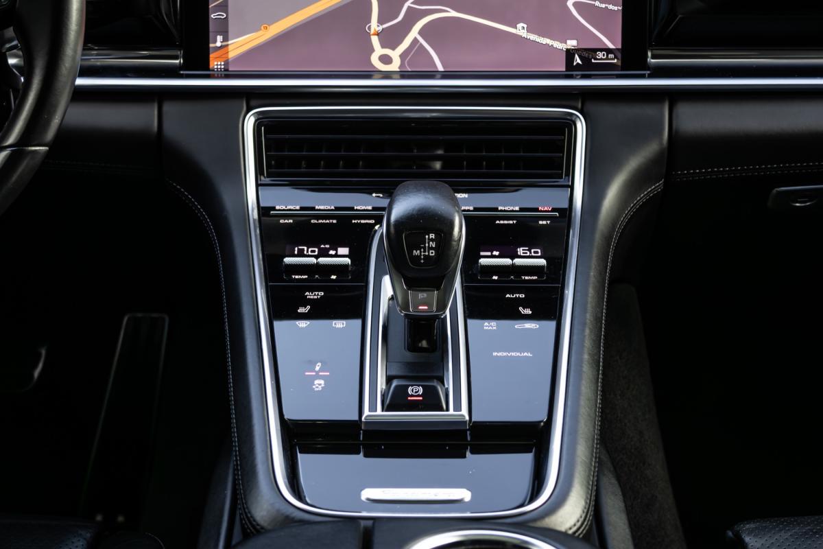 porsche-panamera-2021-hibrido-a-gasolina-2894cc
