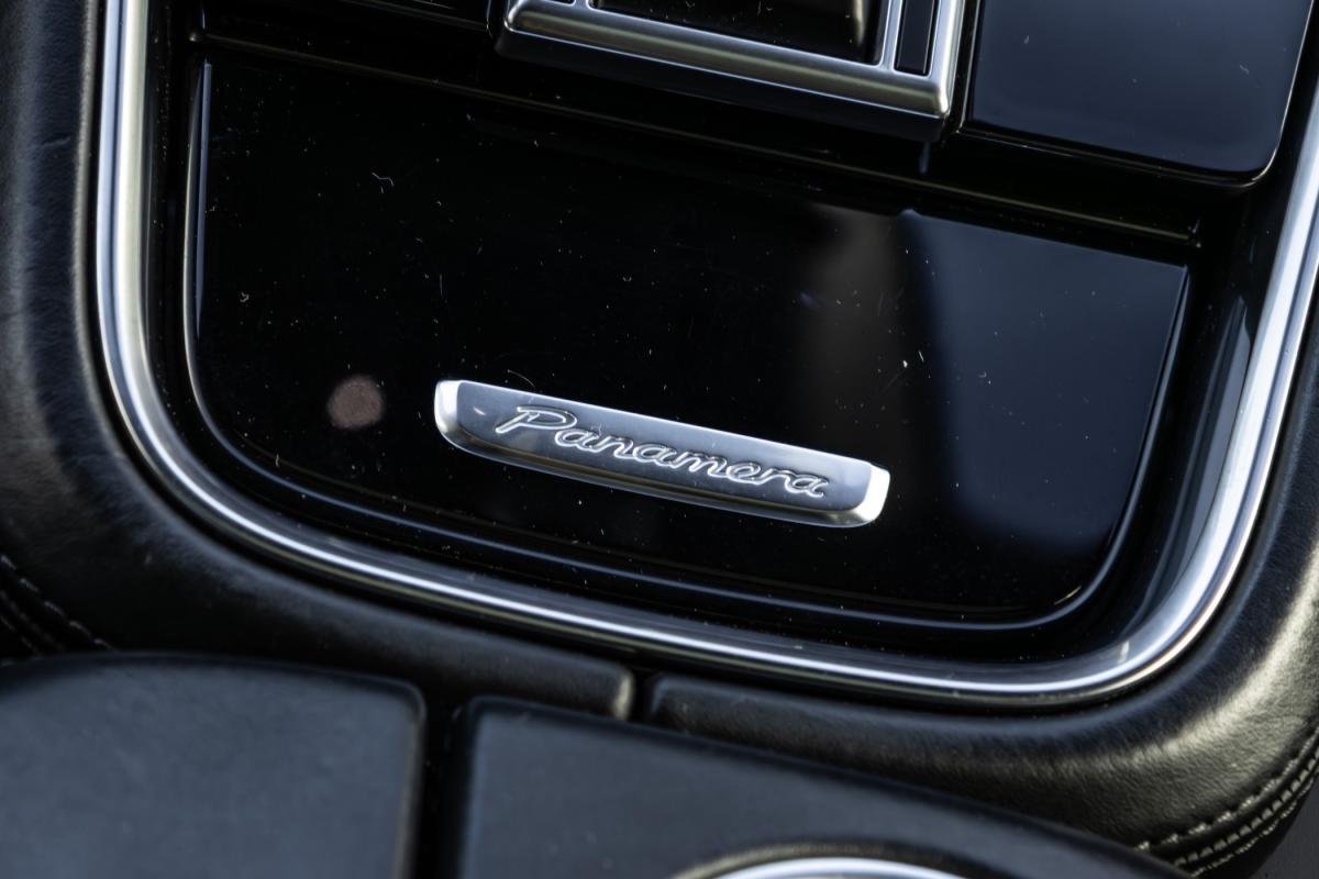 porsche-panamera-2021-hibrido-a-gasolina-2894cc