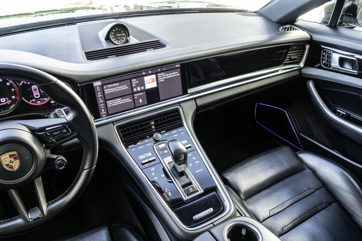 porsche-panamera-2021-hibrido-a-gasolina-2894cc