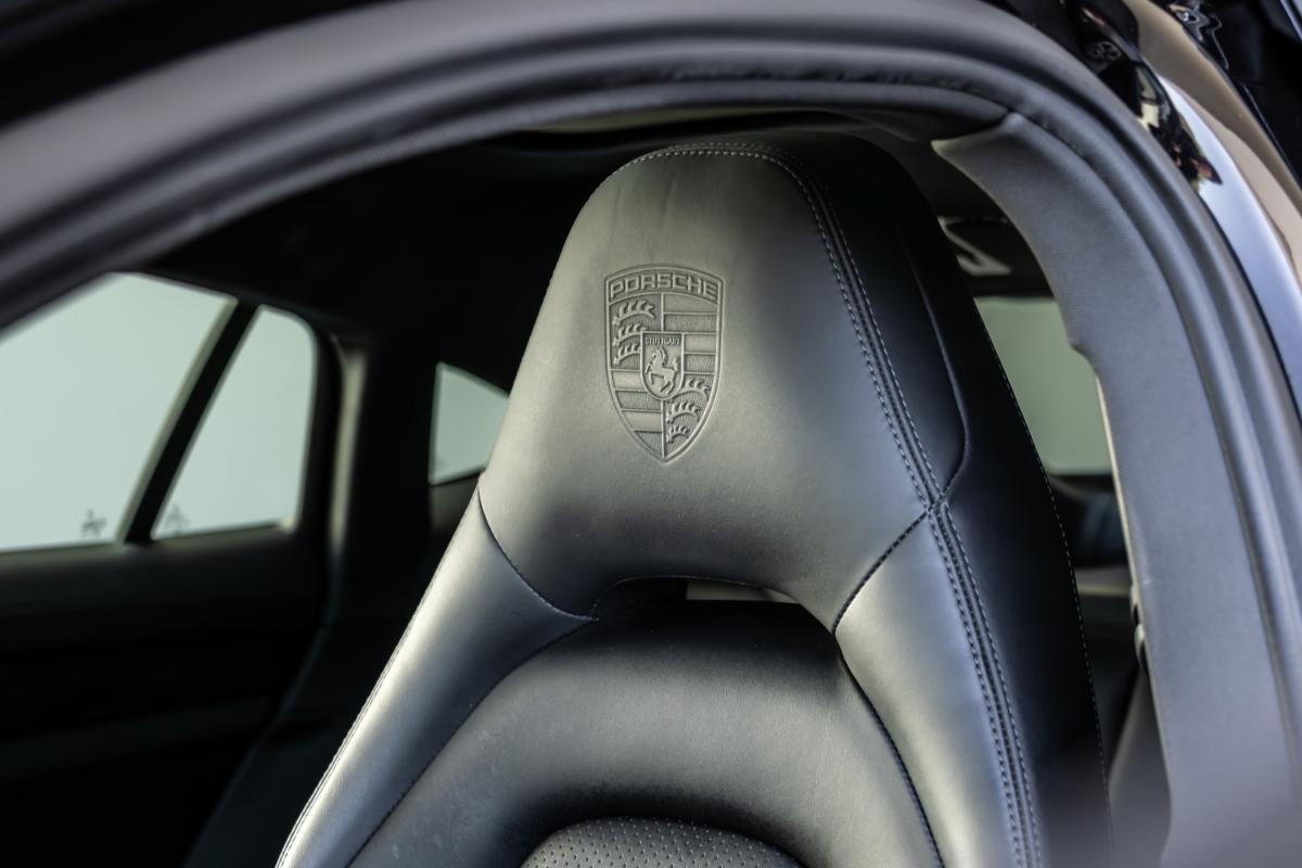 porsche-panamera-2021-hibrido-a-gasolina-2894cc