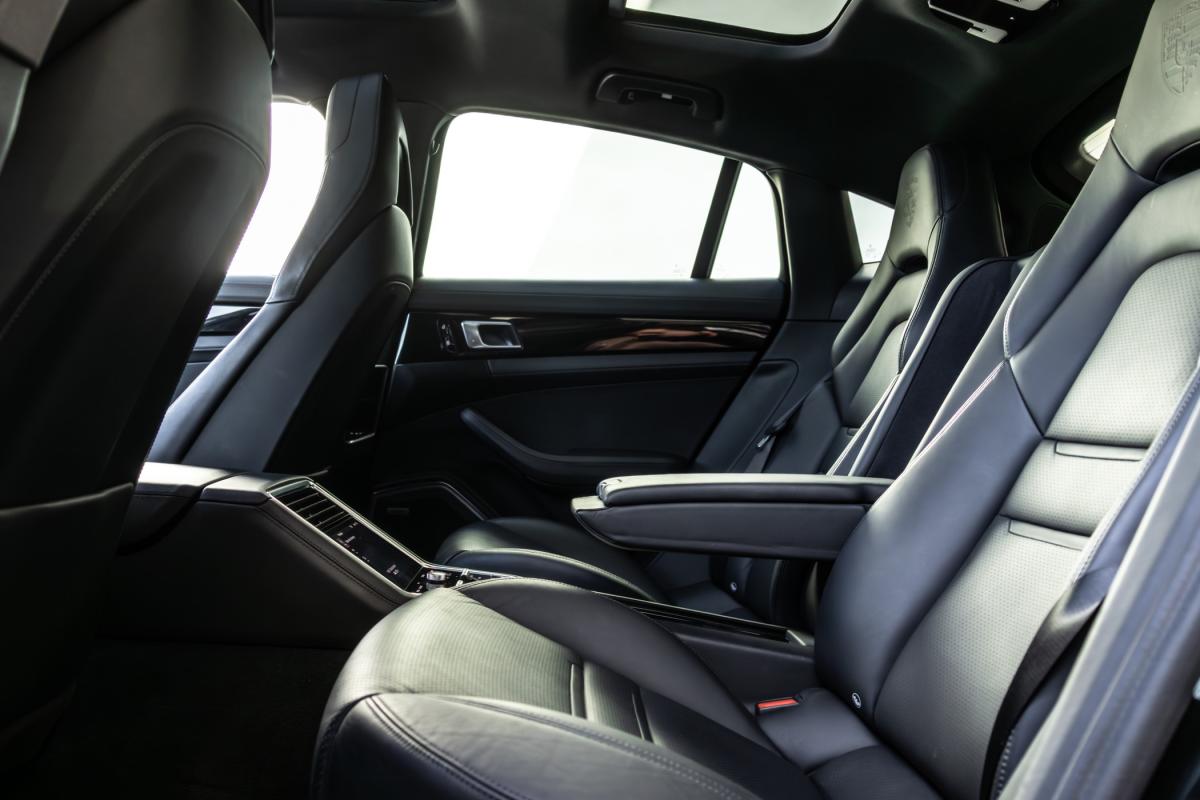 porsche-panamera-2021-hibrido-a-gasolina-2894cc